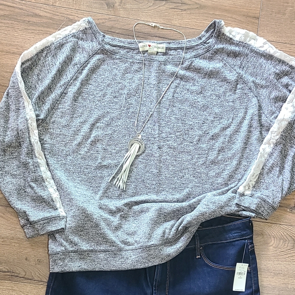 Gently Worn - LOVE CHANGE - Gray Sweater top, Lace Insets in arms, size Large.